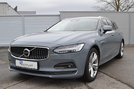 Volvo V90 B4 Momentum Pro Geartronic bei Autohaus Reichhart in 
