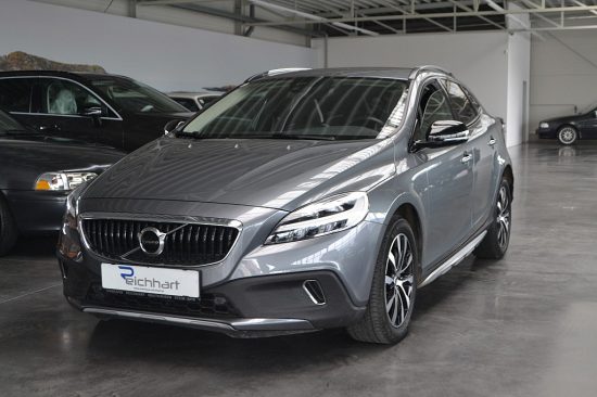 Volvo V40 Cross Country D2 Cross Country Edition Geartronic bei Autohaus Reichhart in 
