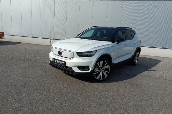 Volvo XC40 Recharge Pure Electric Recharge Pro bei Autohaus Reichhart in 